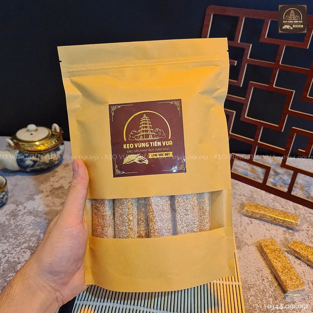 Kẹo vừng trắng phủ vừng rang vàng